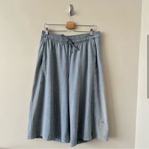 Lululemon Inner Glow Culotte-Washed Chambray (Size:12)